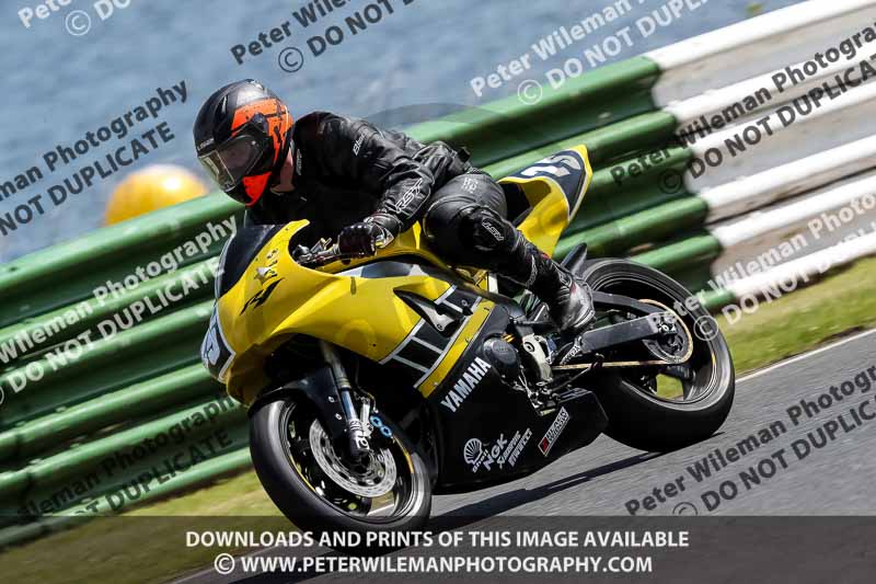 enduro digital images;event digital images;eventdigitalimages;mallory park;mallory park photographs;mallory park trackday;mallory park trackday photographs;no limits trackdays;peter wileman photography;racing digital images;trackday digital images;trackday photos